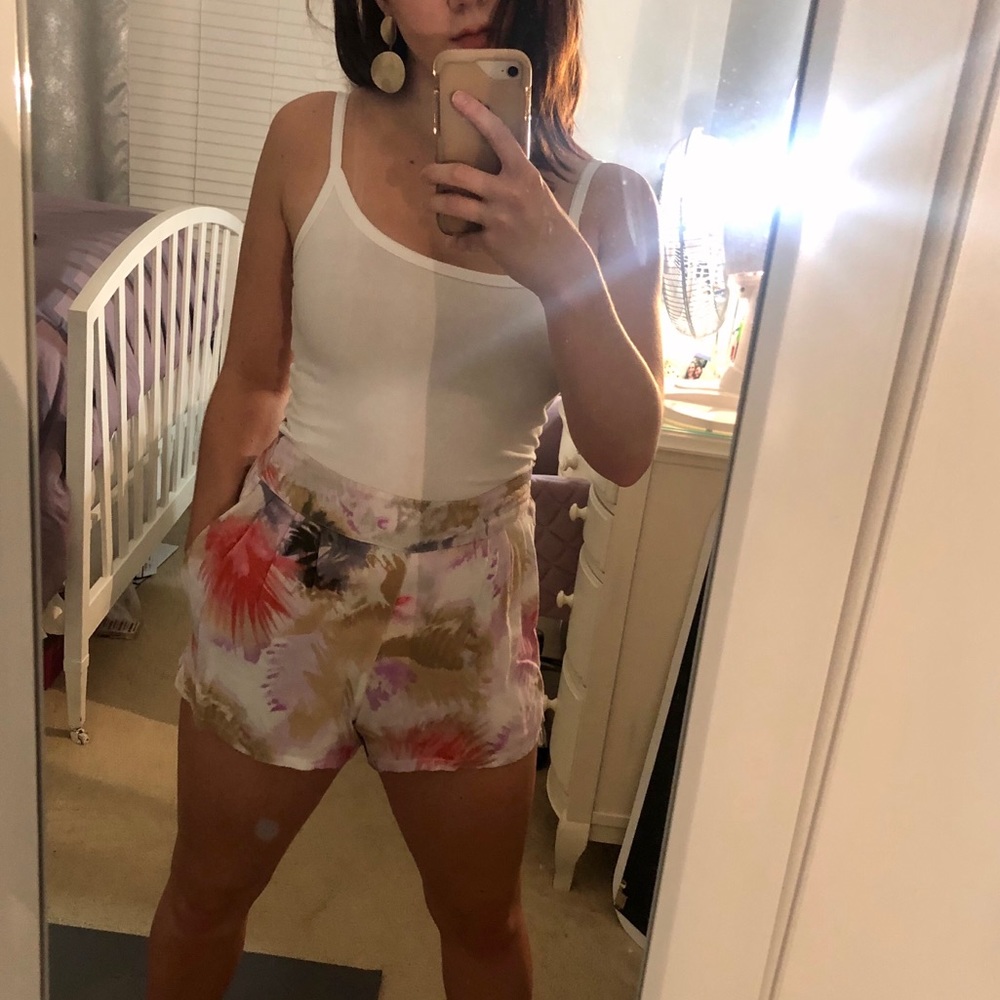 SALE~American Eagle Flowy shorts